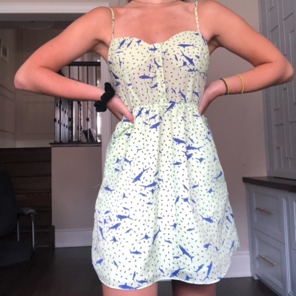 BCBG! Cute, breezy summer dress! Never been worn:)